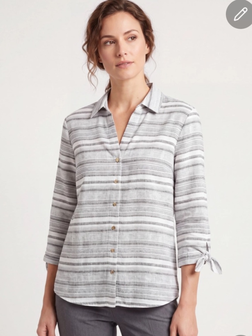 👗Anne Klein Gray and White Striped button down  Shirt